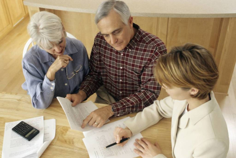 Famille recomposée quelles sont les règles de succession Boursorama