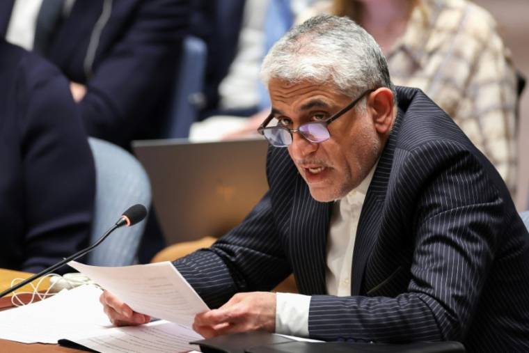 L'ambassadeur d'Iran Amir Saeid Iravani s'exprime pendant une réunion d'urgence du Conseil de sécurité des Nations Unies, le 14 avril 2024 ( AFP / Charly TRIBALLEAU )