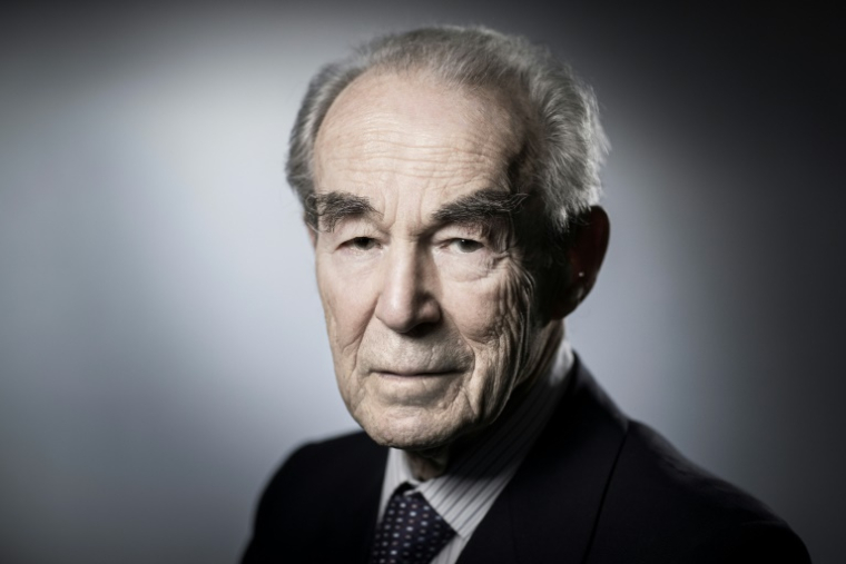 L'ancien Garde des Sceaux Robert Badinter, le 19 avril 2018 à Paris ( AFP / JOEL SAGET )