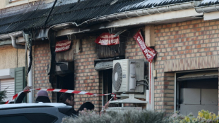 La maison incendiée à Wingles le 13 janvier 2025 ( AFP / DENIS CHARLET )