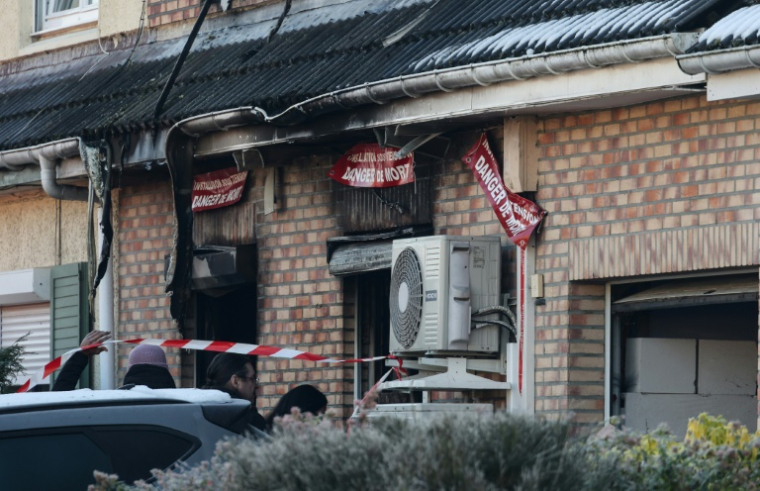 La maison incendiée à Wingles le 13 janvier 2025 ( AFP / DENIS CHARLET )