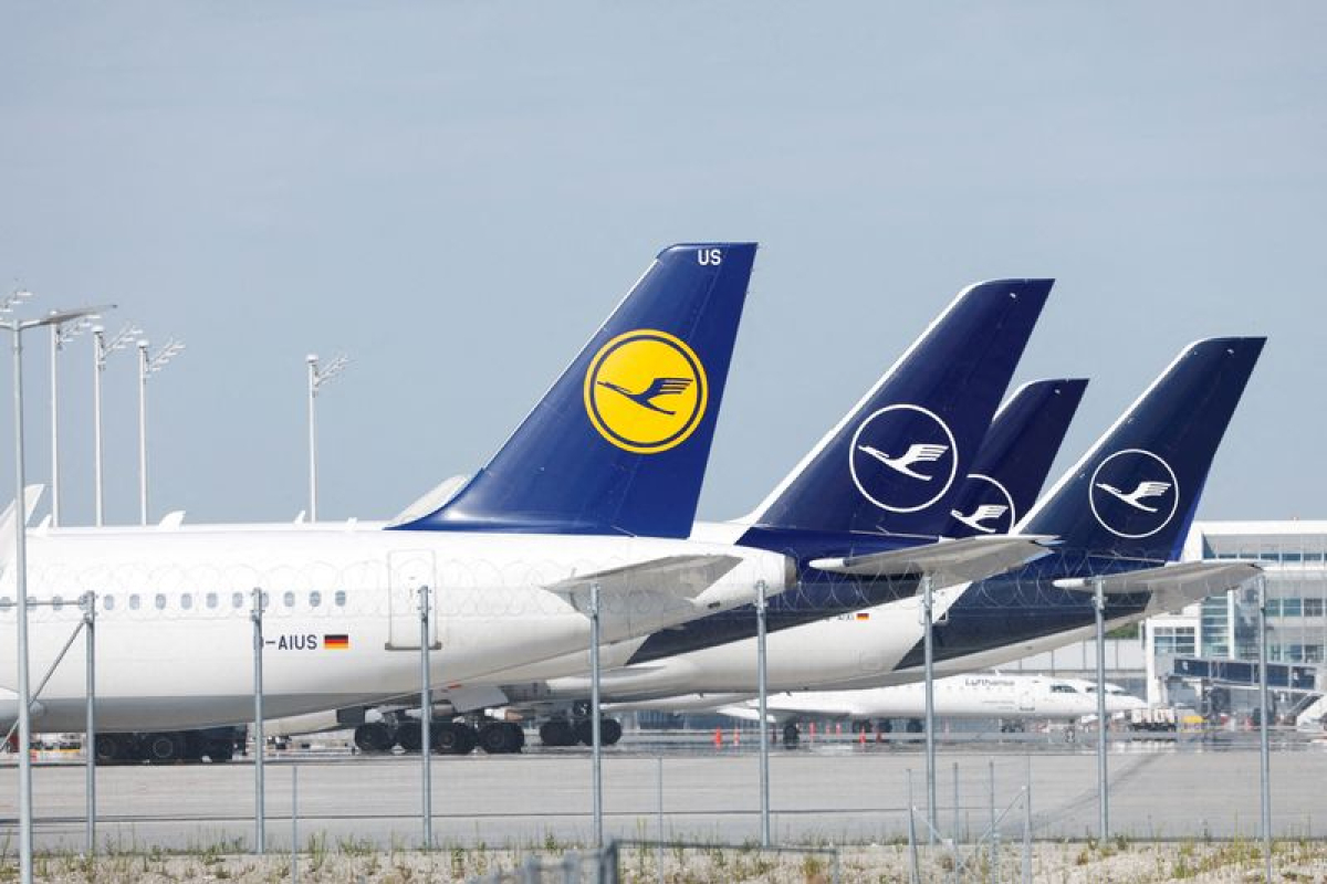 German Union Demands Better Salaries for Lufthansa Ground Staff at Munich Airport