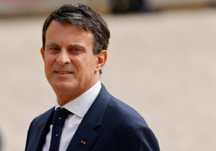 Le nouveau ministre des Outremer Manuel Valls veut se rendre à Mayotte