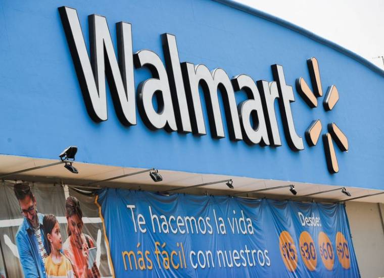 Le logo de Walmart à l'extérieur d'un magasin à Mexico