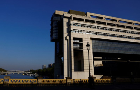 Vue sur le ministère de l'Economie et des Finances de Bercy à Paris