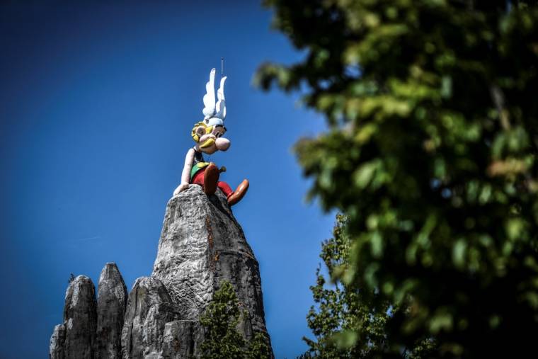 Une statue au Parc Astérix, à Plailly. ( AFP / STEPHANE DE SAKUTIN )