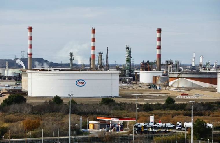 Raffinerie d'Esso à Fos-Sur-Mer
