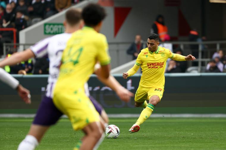 Ligue 1 : Nantes et Lorient respirent, Brest cale