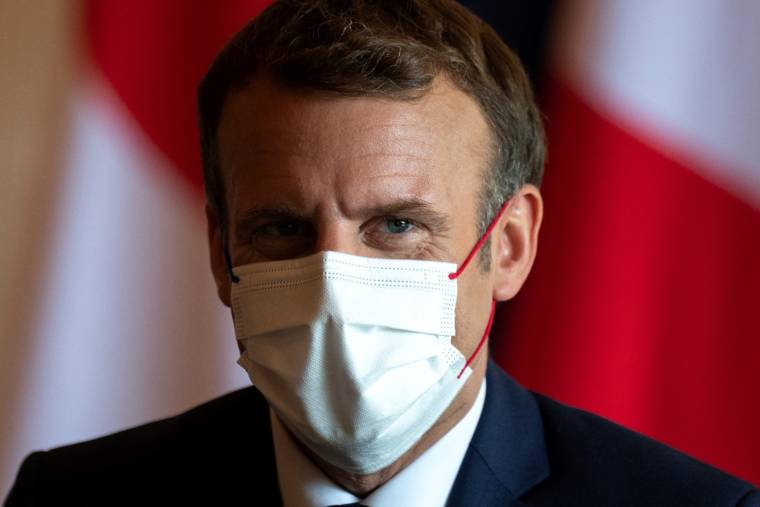 Emmanuel Macron, le 24 juillet 2021, au Japon ( AFP / CHARLY TRIBALLEAU )
