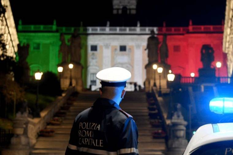 DES CADRES D'ALSTOM ET SIEMENS ARRÊTÉS EN ITALIE POUR SOUPÇONS DE CORRUPTION