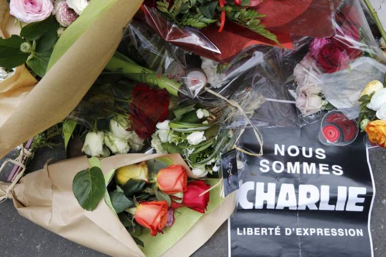MARCHE EN HOMMAGE AUX VICTIMES DES ATTENTATS CE DIMANCHE À PARIS