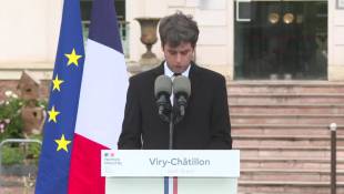 "Nous avons besoin d'un vrai sursaut d'autorité", affirme Attal à Viry-Châtillon
