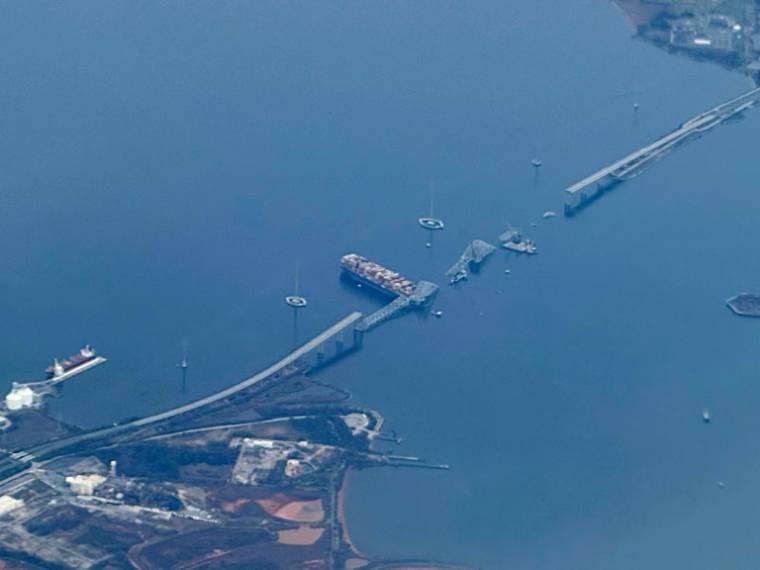 Vue aérienne du pont Francis Scott Key effondré, le 31 mars 2024 à Baltimore, dans le Maryland ( AFP / Daniel SLIM )