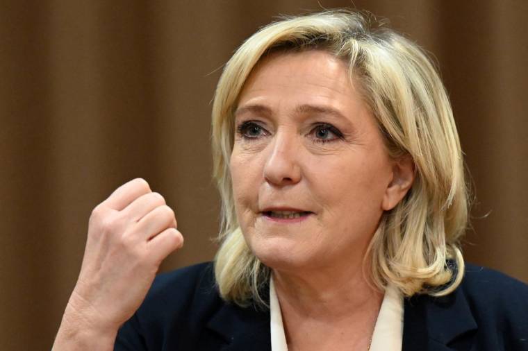 Marine Le Pen, le 7 janvier 2022, à Béziers ( AFP / PASCAL GUYOT )