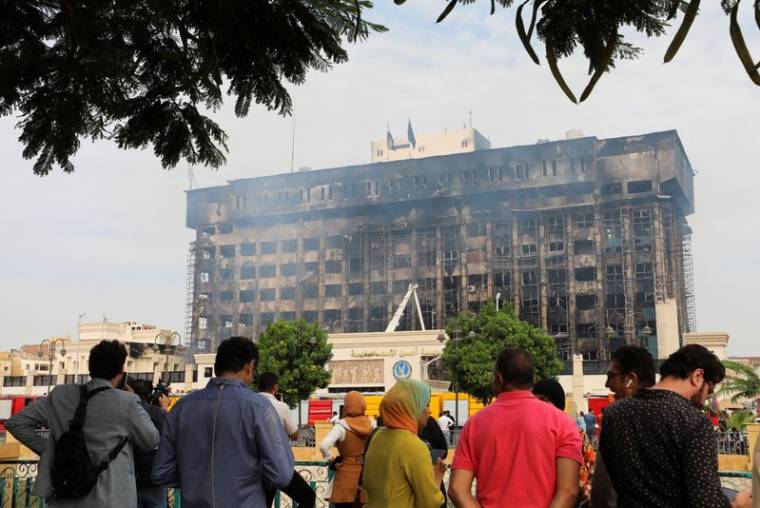 Incendie dans un bâtiment de la police à Ismailia