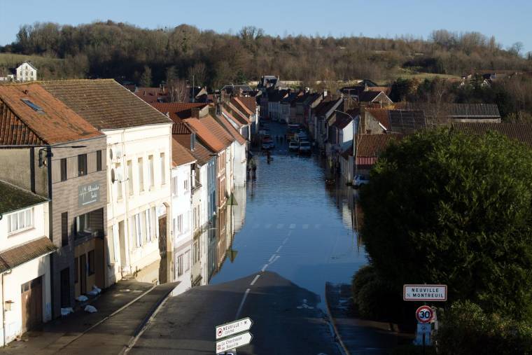 Inondations à Neuville-sous-Montreuil, le 17 novembre 2023, où l'état de catastrophe naturelle avait été déclaré. ( AFP / CHARLES CABY )