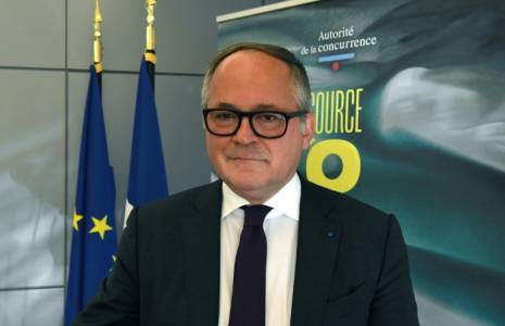 Benoit Coeuré, président de l'Autorité de la concurrence, lors d'une conférence de presse à Paris, le 6 juillet 2022 ( AFP / Eric PIERMONT )