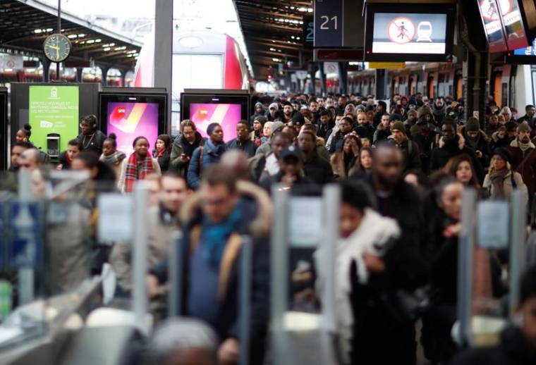 LA SNCF CHIFFRE À 400 MILLIONS D'EUROS L'IMPACT DU MOUVEMENT DE GRÈVE