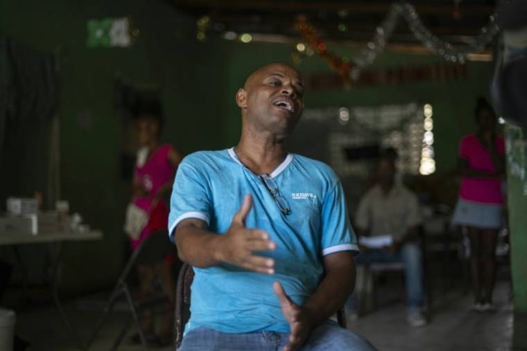 Roberto, réfugié dans une église transformée en camp pour déplacés internes, le 11 juin 2024 à Port-au-Prince, en Haïti ( AFP / ROBERTO SCHMIDT )