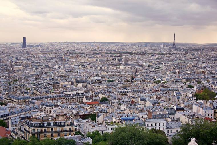 L’incertitude reste de mise concernant l’évolution des prix de l’immobilier à Paris comme en province après le confinement. (Crédits photo : Unsplash - Jenil Gogari )