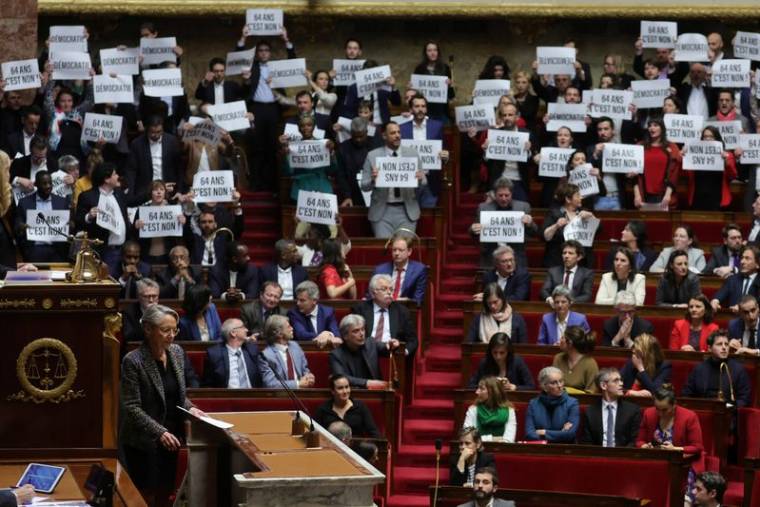 La réforme des retraites à l'Assemblée nationale à Paris