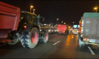 Mobilisation des agriculteurs: opération escargot à Bordeaux