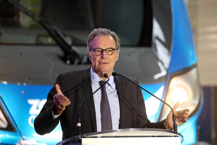 Le président de la région PACA, Renaud Muselier, à Crespin, le 23 novembre 2023. ( AFP / FRANCOIS LO PRESTI )