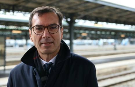 Le PDG de la SNCF, Jean-Pierre Farandou, à la Gare de l'Est à Paris, le 12 décembre 2023 ( AFP / Alain JOCARD )