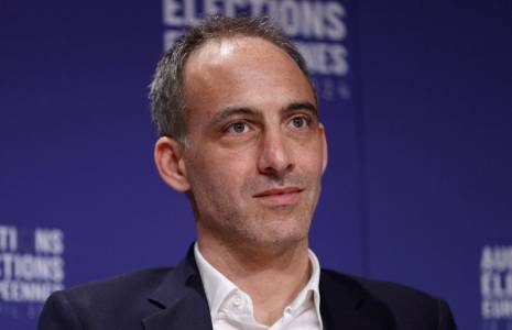 Les entrepreneurs français reçoivent les candidats aux élections européennes à Paris