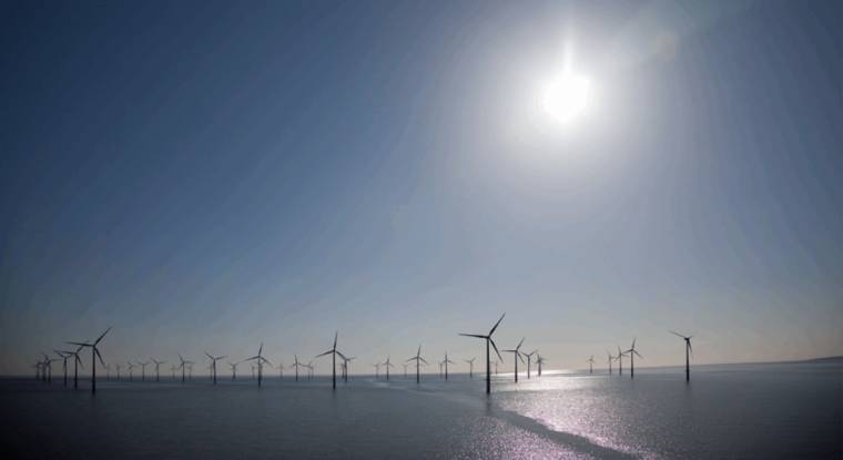 Equity GPS attribue un très bon rating au fabricant de turbines Vestas Wind Systems. Ici, un champ d'éoliennes au large de l'Angleterre (©Vestas).