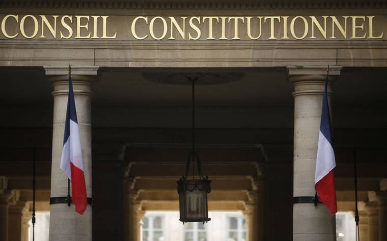 LE CONSEIL CONSTITUTIONNEL VALIDE LE FICHIER DES MINEURS ISOLÉS