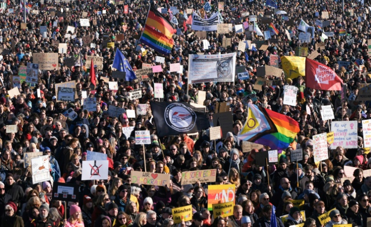 Vaste manifestation contre l'extrême droite à Munich, dans le sud de l'Allemagne, le 8 février 2025 ( AFP / LUKAS BARTH-TUTTAS                                                                                                                                                                                                                                              )