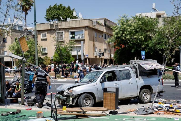 Les lieux d'un attentat à la voiture-bélier à Tel Aviv