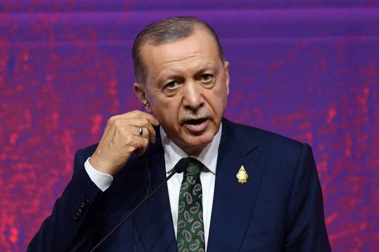 Le président turc Recep Tayyip Erdogan lors d'une conférence de presse au sommet du G20 à Bali