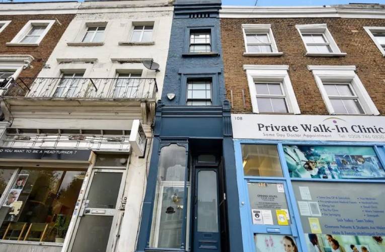 La maison la plus étroite de Londres est à vendre pour 950.000 livres soit 1,1 million. crédit photo : Winkworth Shepherd's Bush