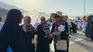 Hajj: marée de fidèles au mont Arafat sous une chaleur extrême