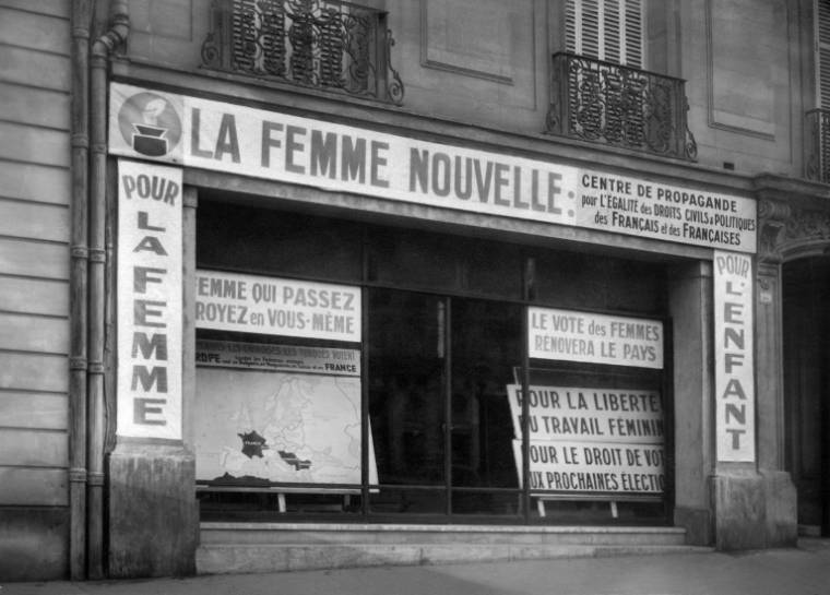 Le local de "La femme nouvelle", un mouvement créé par Louise Weiss pour promouvoir le droit de vote des femmes, à Paris en 1936 ( AFP / - )