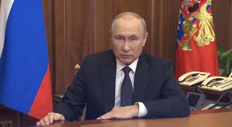 Le président russe Vladimir Poutine prononce un discours à Moscou