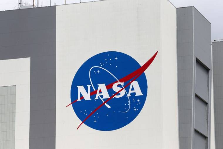 Photo du logo de la NASA est visible au Kennedy Space Center