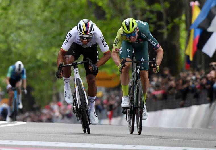 Merlier s'impose au sprint de l'étape 3 du Giro