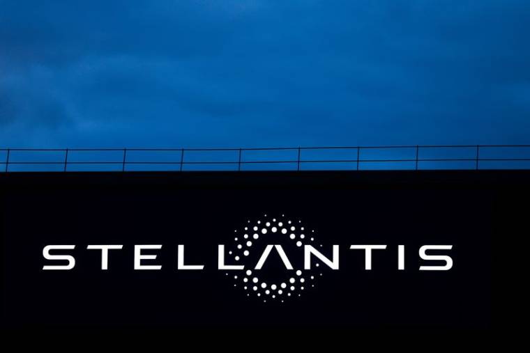 Le logo de Stellantis sur son site à Vélizy-Villacoublay