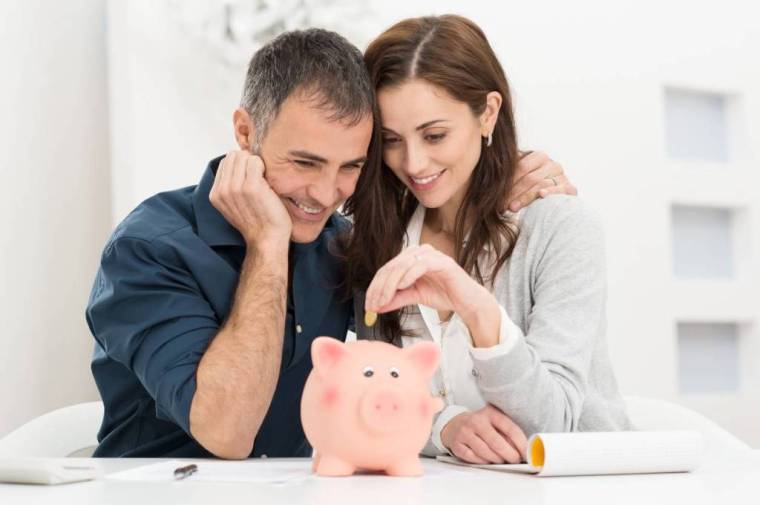 Léguer de l'argent à son conjoint via l'assurance-vie : ce qu'il faut savoir / iStocl.com - Ridofranz