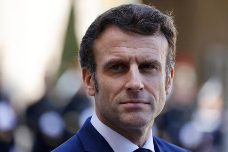 Emmanuel Macron, le 9 mars 2022, à Paris ( AFP / Ludovic MARIN )