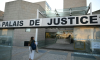 Le palais de justice à Avignon, le 2 septembre 2024 ( AFP / Christophe SIMON )