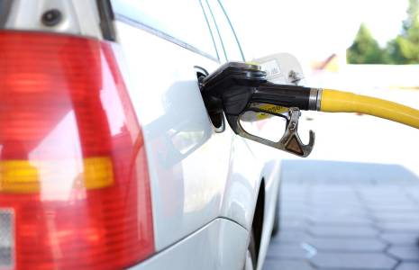 Les prix des carburants ont légèrement baissé la semaine dernière en France. Illustration. (Andreas160578 / Pixabay)