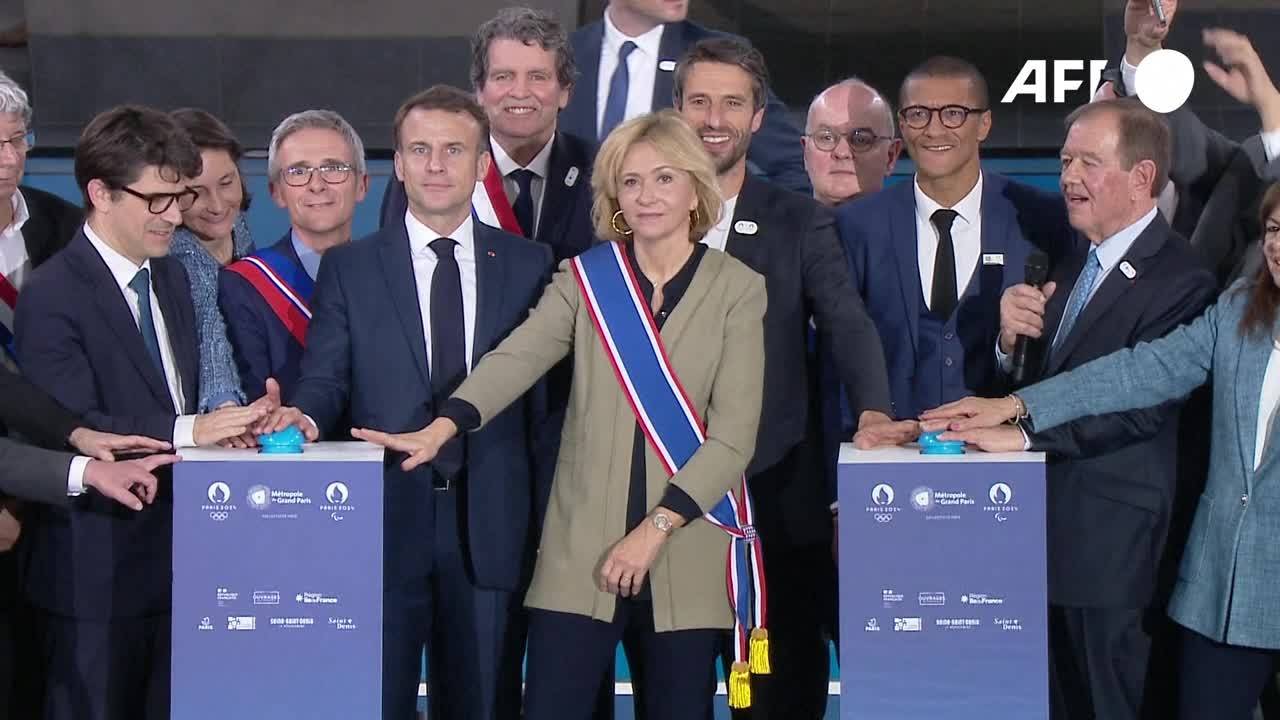 JO-2024: Macron inaugure le Centre aquatique olympique