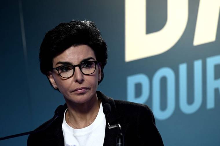 Rachida Dati prononce un discours à son siège de campagne à Paris