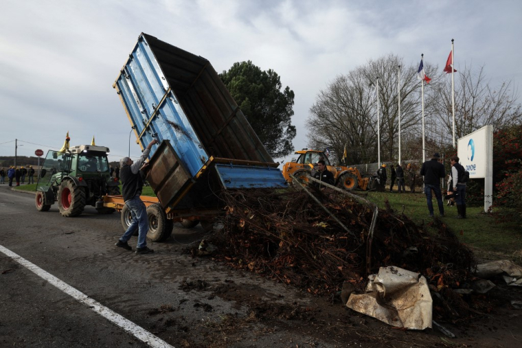 Une manifestation de la Coordination rurale à Villecomtal-sur-Arros, le 26 novembre 2024. ( AFP / VALENTINE CHAPUIS )