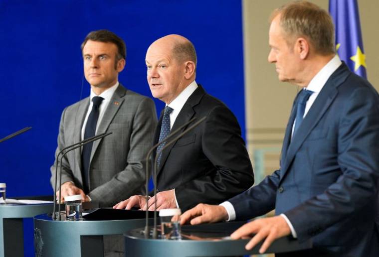 Le Premier ministre polonais Tusk et le président français Macron rencontrent le chancelier allemand Scholz à Berlin