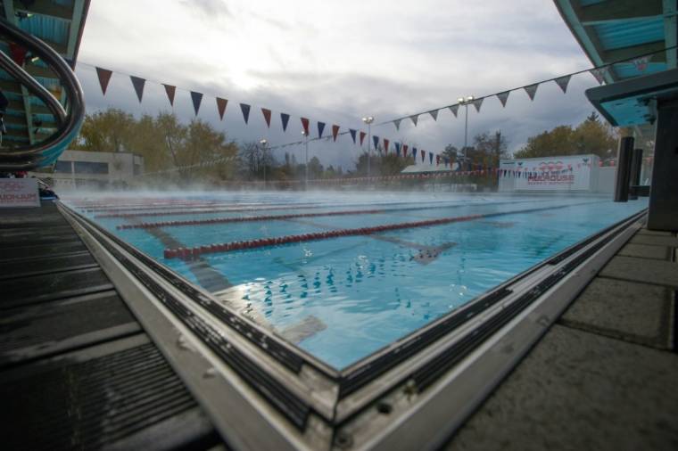 Le bassin du centre de natation de haut niveau s'apprête à accueillir une séance d'entraînement, le 17 novembre 2014 à Mulhouse, dans le Haut-Rhin ( AFP / SEBASTIEN BOZON )